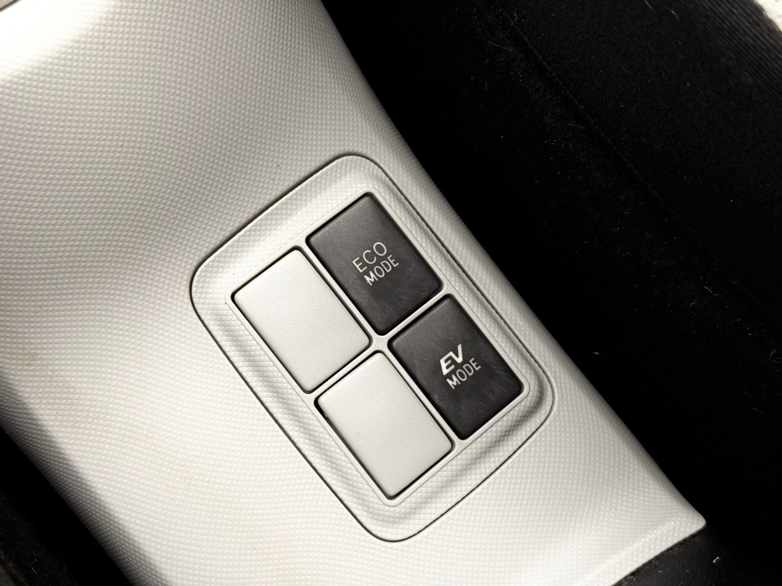Used 2012 Toyota Prius C One FWD image 35