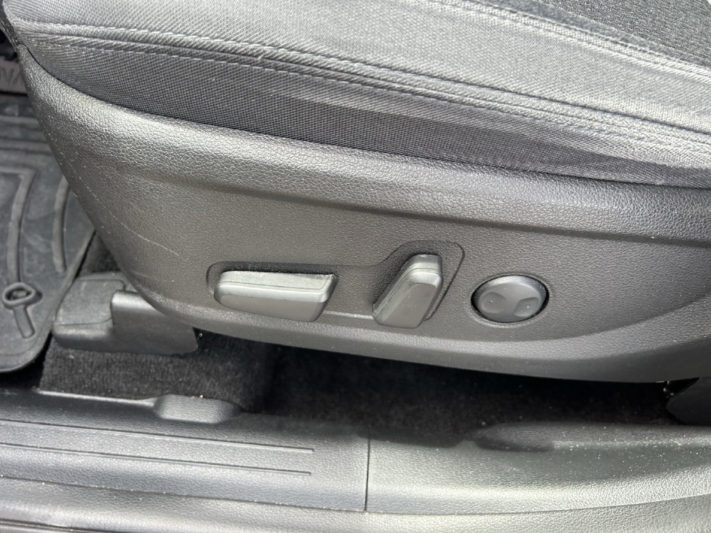 Used 2022 Hyundai Santa Fe XRT AWD/4WD image 25
