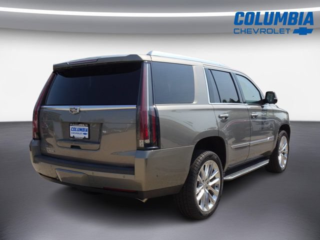 Used 2019 Cadillac Escalade Luxury AWD/4WD image 3