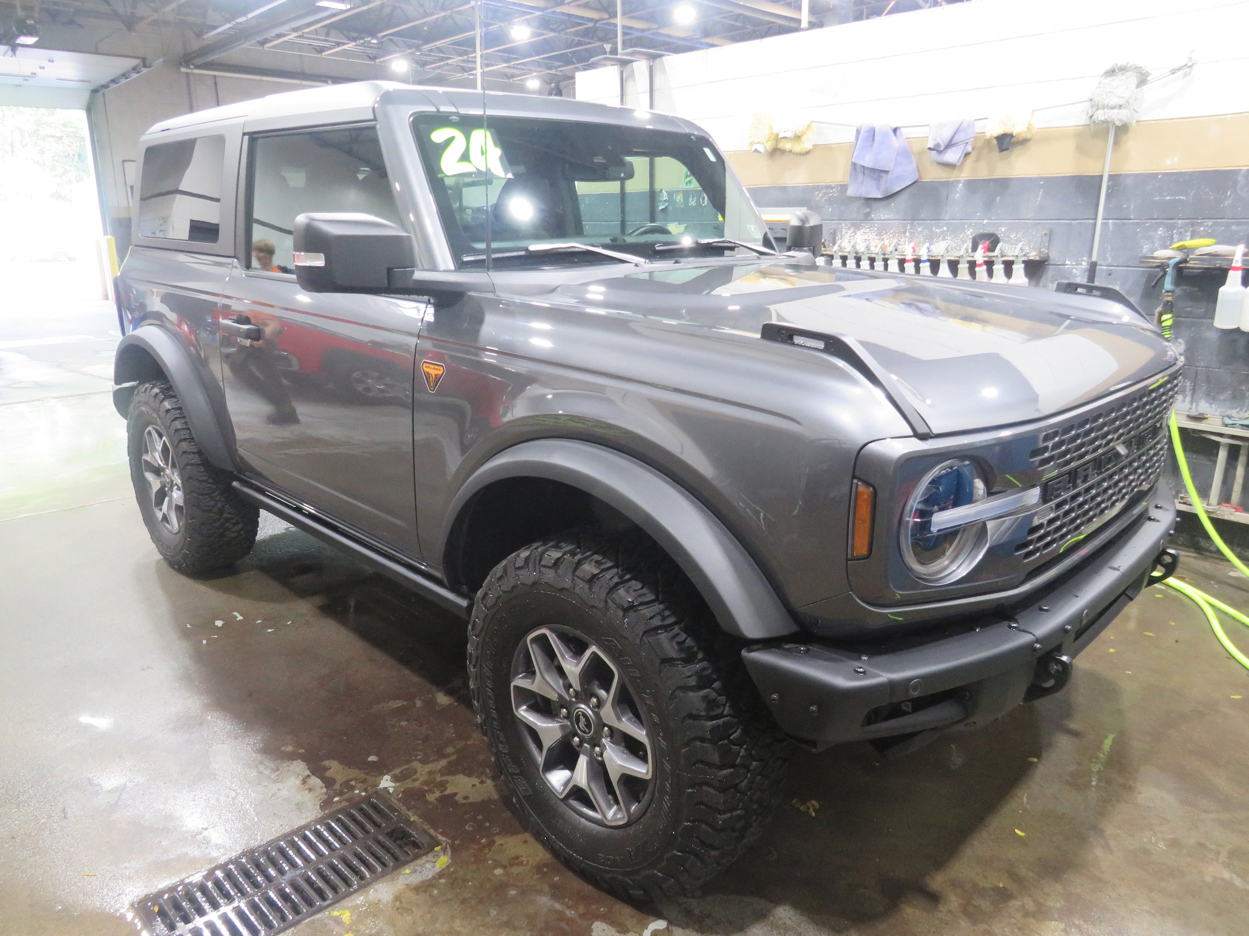 Used 2024 Ford Bronco Badlands AWD/4WD video 1