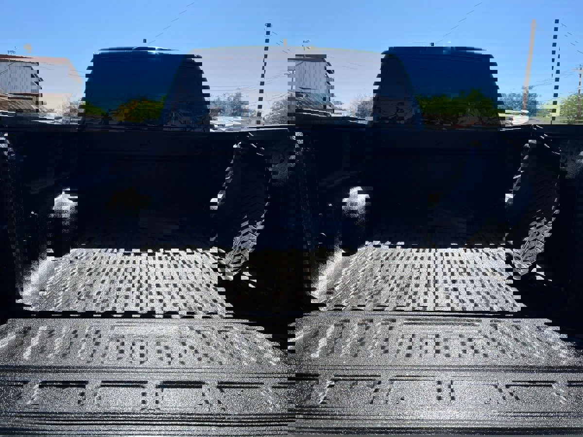 Used 2018 Chevrolet Silverado 1500 LT w/ All Star Edition AWD/4WD image 29