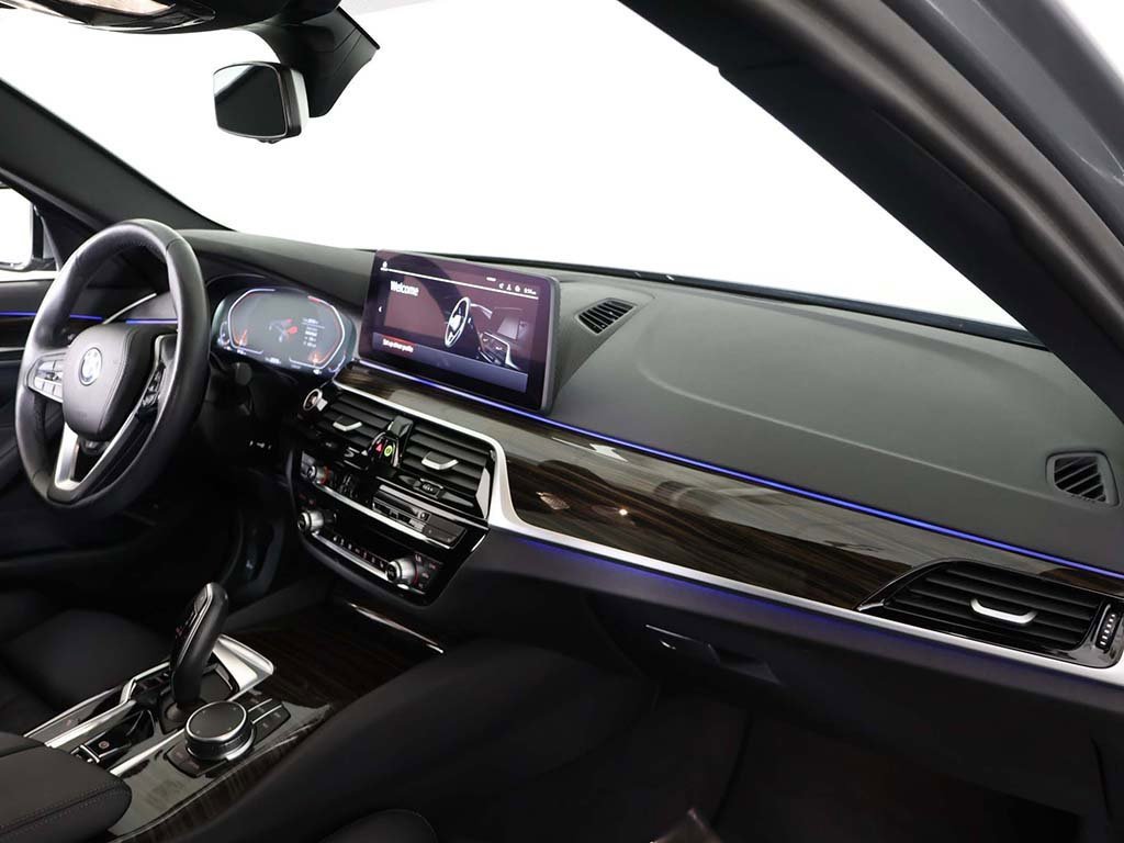 Used 2023 BMW 530i xDrive w/ Convenience Package image 30