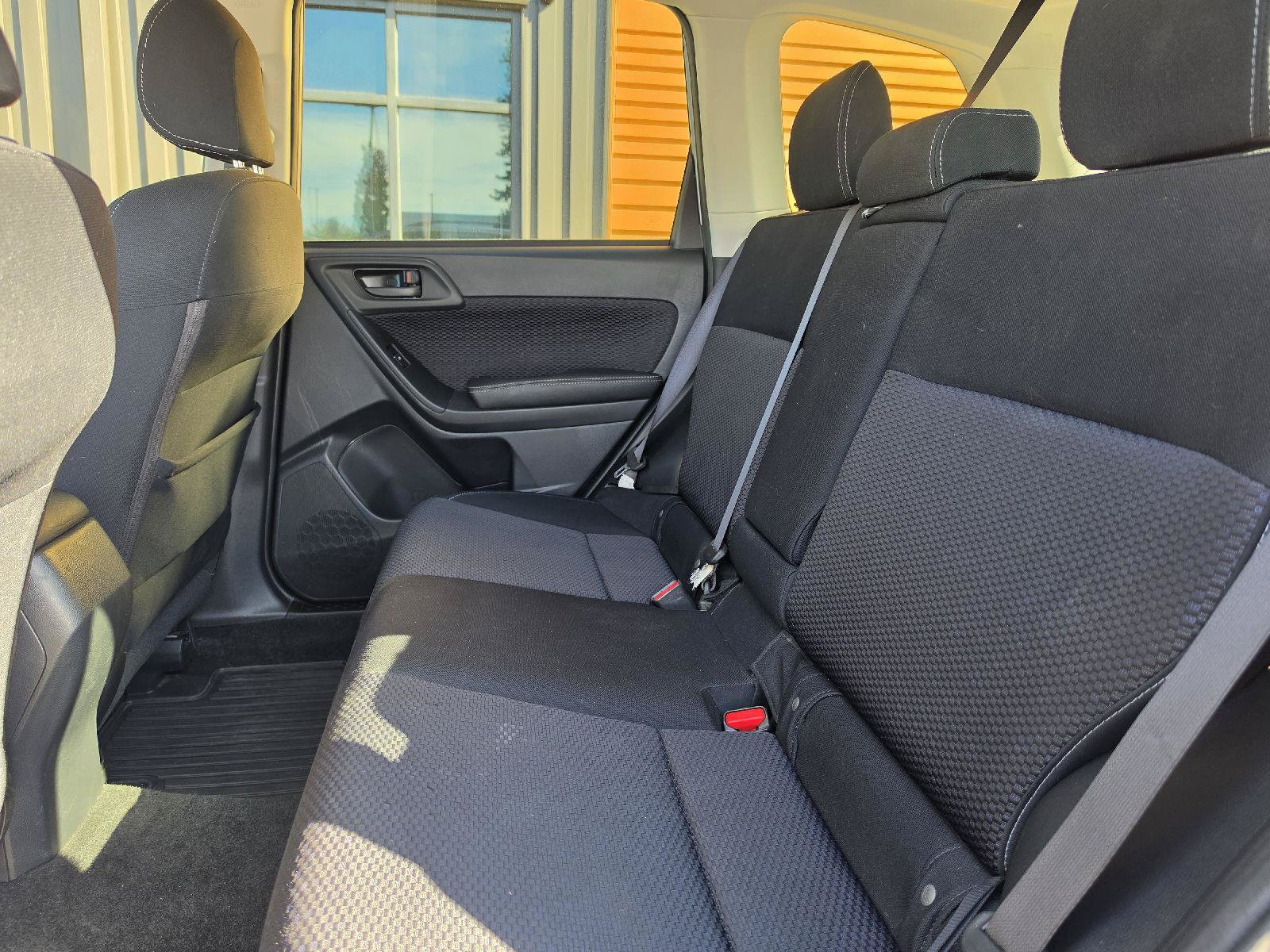 Used 2017 Subaru Forester 2.5i Premium AWD/4WD image 23