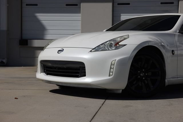 Used 2016 Nissan 370Z Coupe RWD image 40