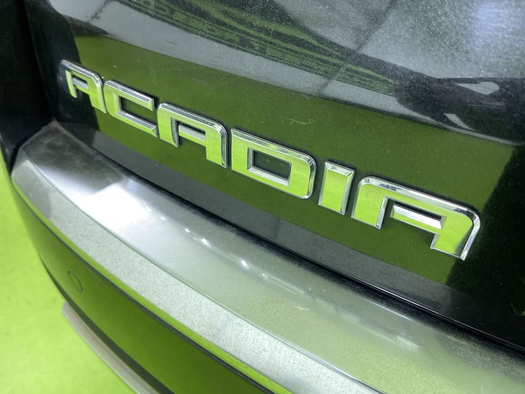 Used 2014 GMC Acadia Denali image 11