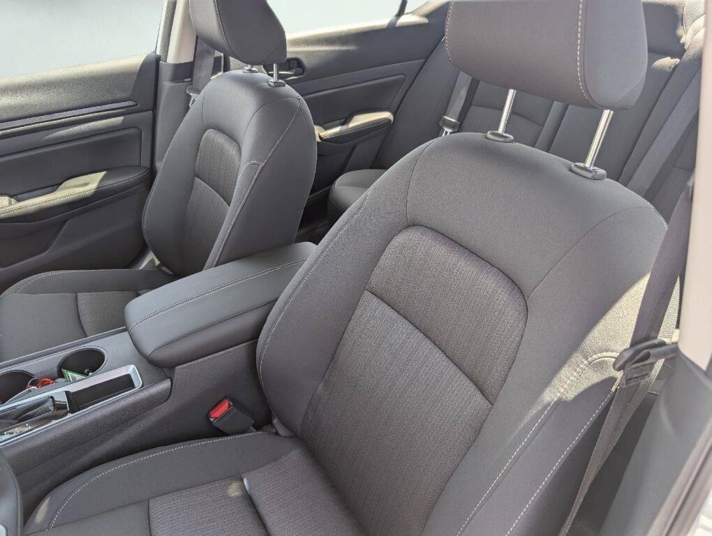 New 2026 Nissan Altima 2.5 SV FWD image 12