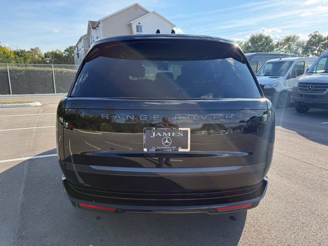 Used 2025 Land Rover Range Rover Long Wheelbase SE AWD/4WD image 8
