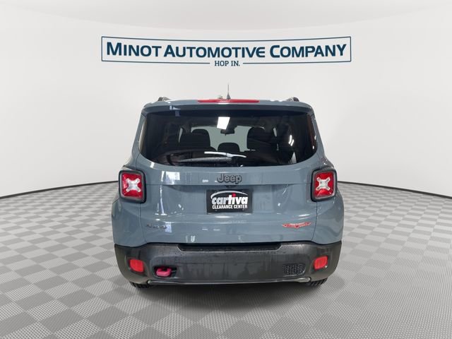 Used 2017 Jeep Renegade Trailhawk w/ Popular Equipment Group AWD/4WD image 7