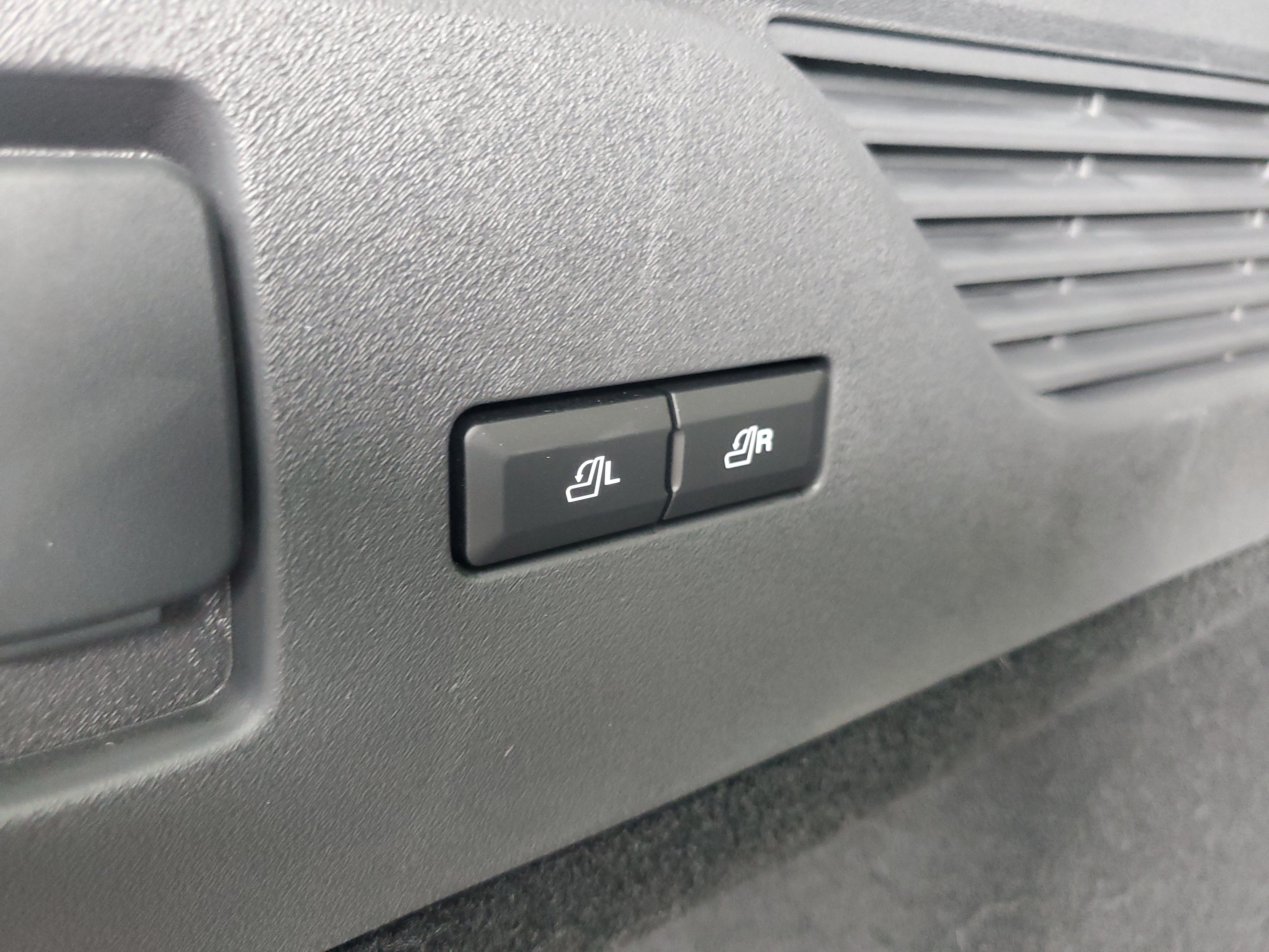 New 2026 Lincoln Nautilus Reserve AWD/4WD image 34