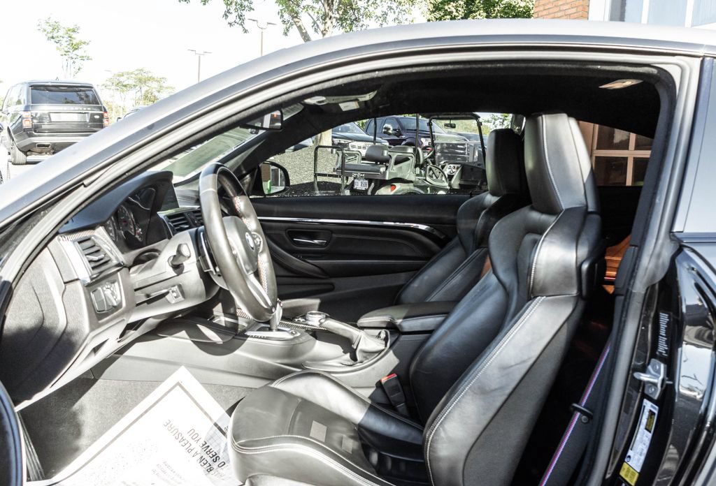 Used 2018 BMW M4 Coupe RWD image 24