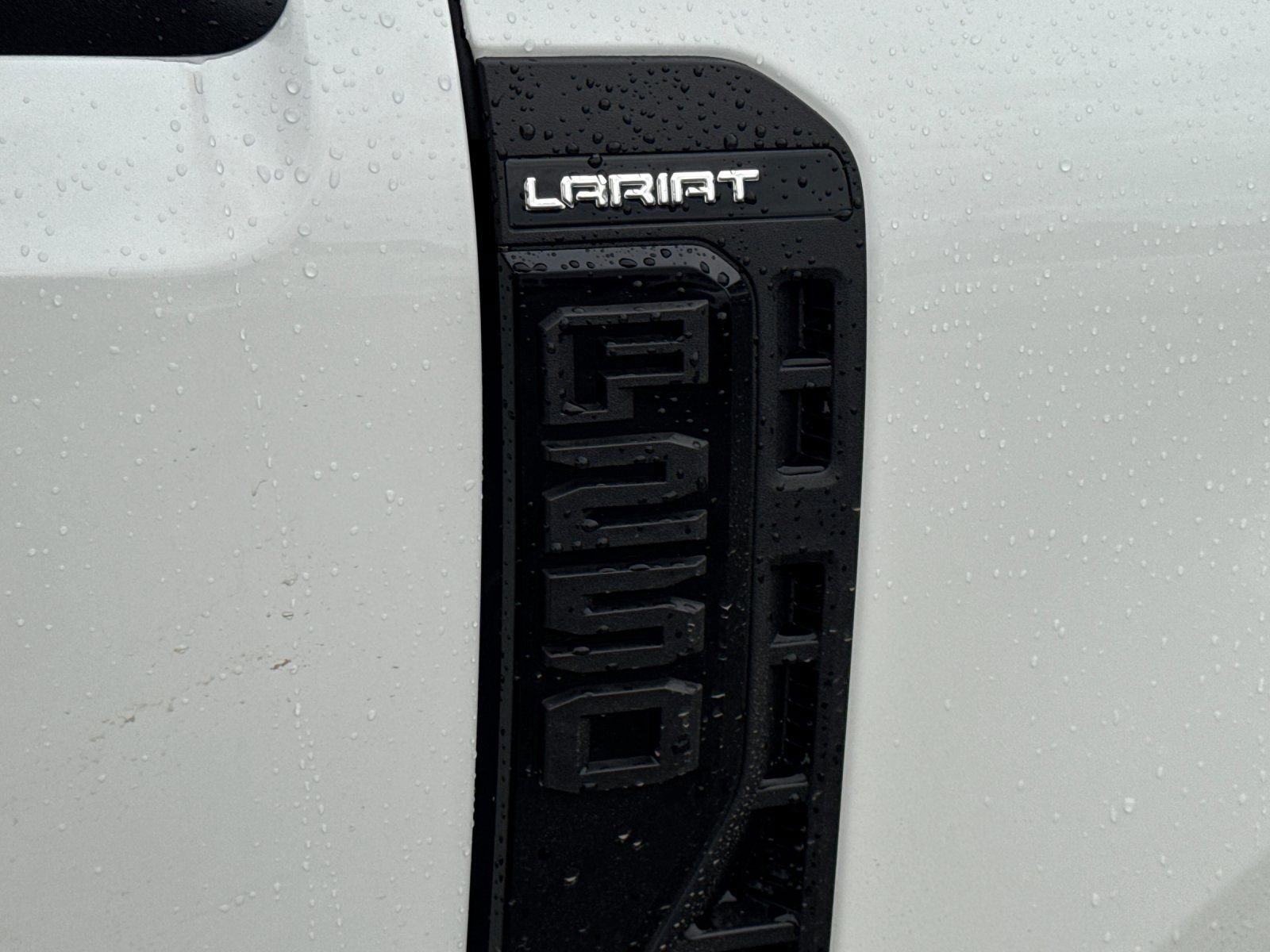 New 2026 Ford F250 Lariat w/ Black Appearance Package AWD/4WD image 32