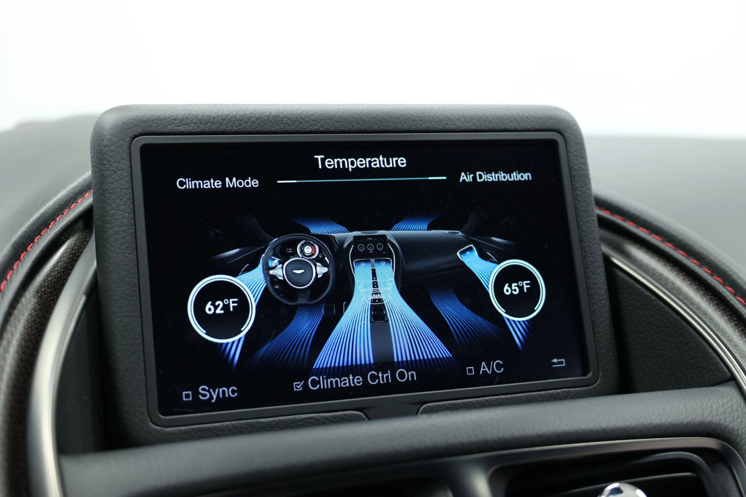 Used 2018 Aston Martin DB11 V12 image 33