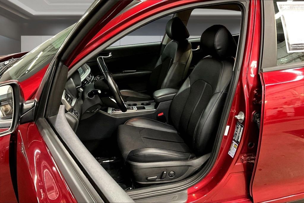 Used 2019 Kia Optima S image 20