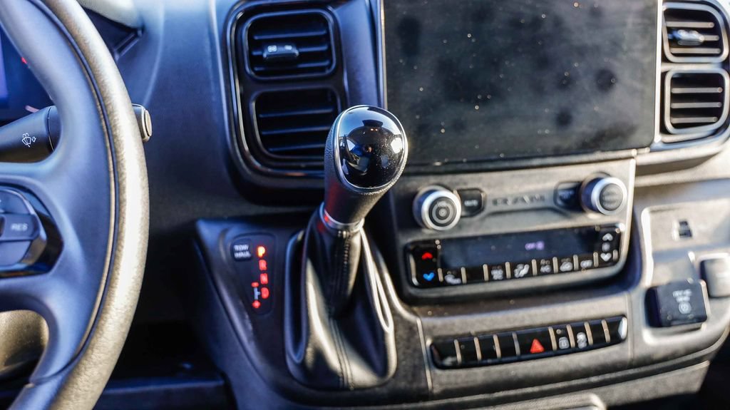 Used 2023 RAM ProMaster 2500 w/ Premium Convenience Group (B) FWD image 22