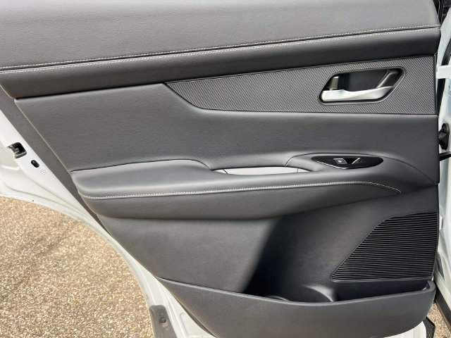 New 2025 Nissan Murano SL AWD/4WD image 41
