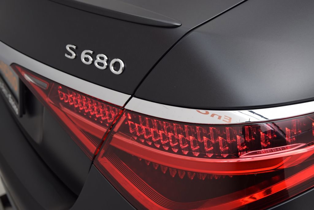Certified 2024 Mercedes-Benz Maybach S 680 4MATIC image 17