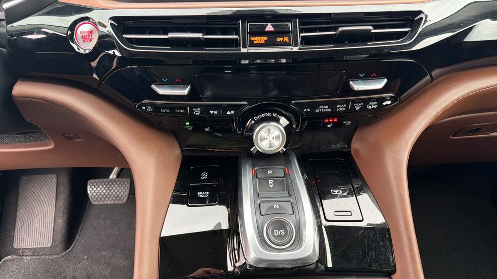 Used 2023 Acura MDX SH-AWD w/ Technology Package image 27