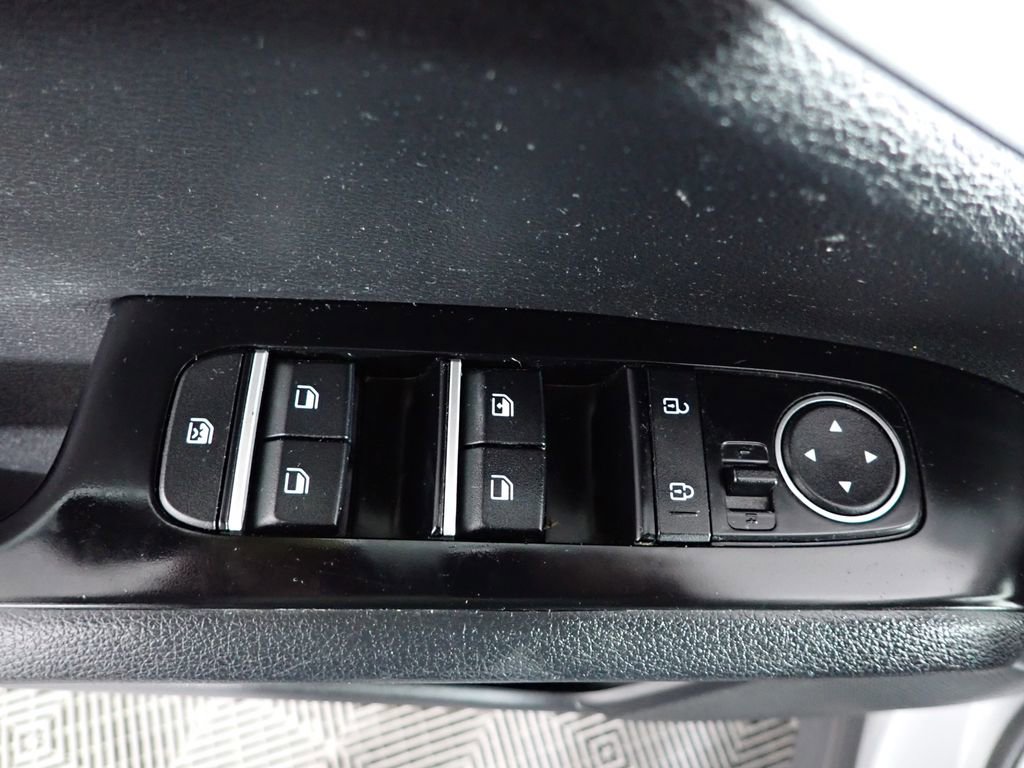 Used 2020 Kia Soul LX image 17