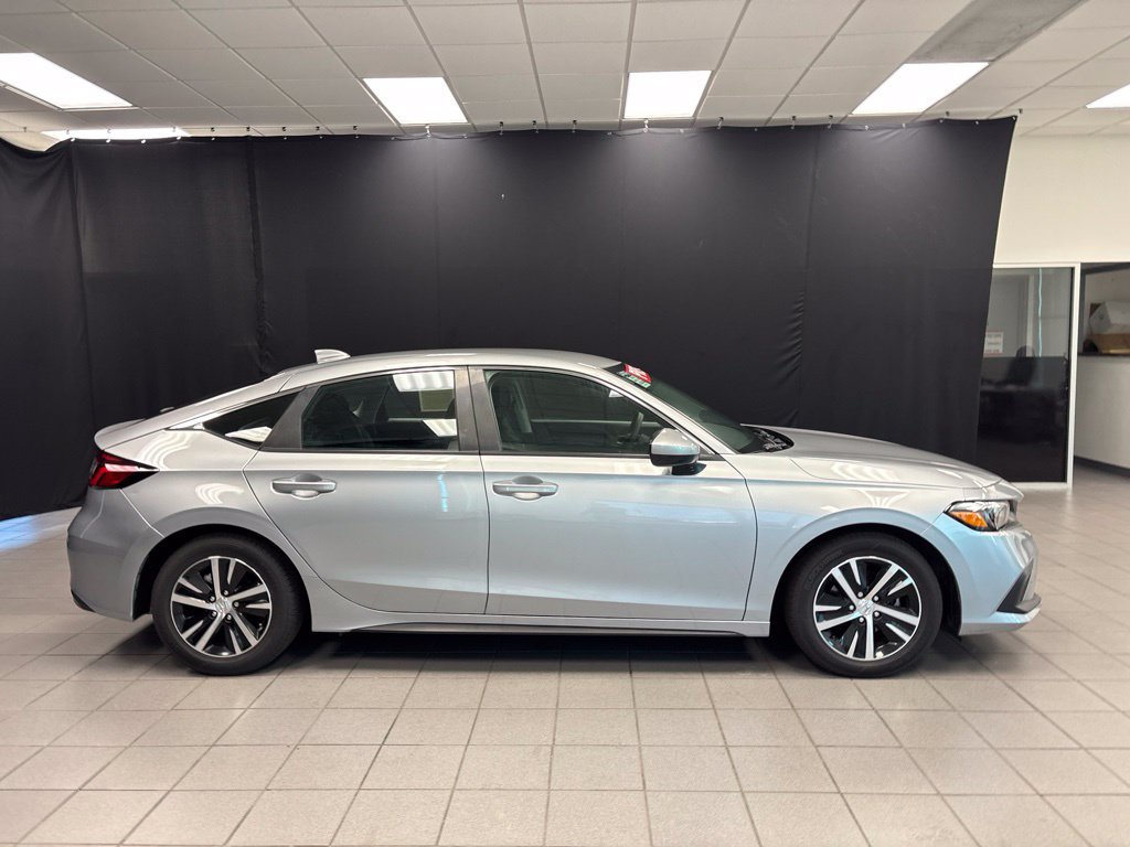 Used 2024 Honda Civic LX image 2