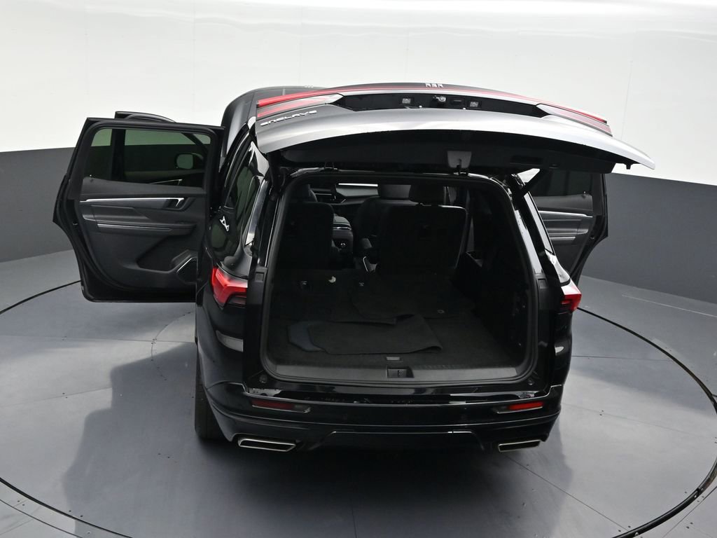 Used 2025 Buick Enclave Sport Touring w/ Power Package image 38