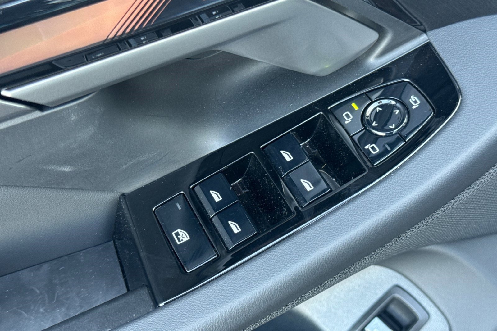 Used 2026 BMW i5 eDrive40 image 12