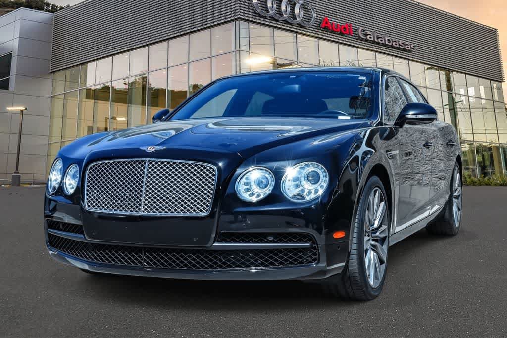 Used 2018 Bentley Flying Spur V8 AWD/4WD image 1