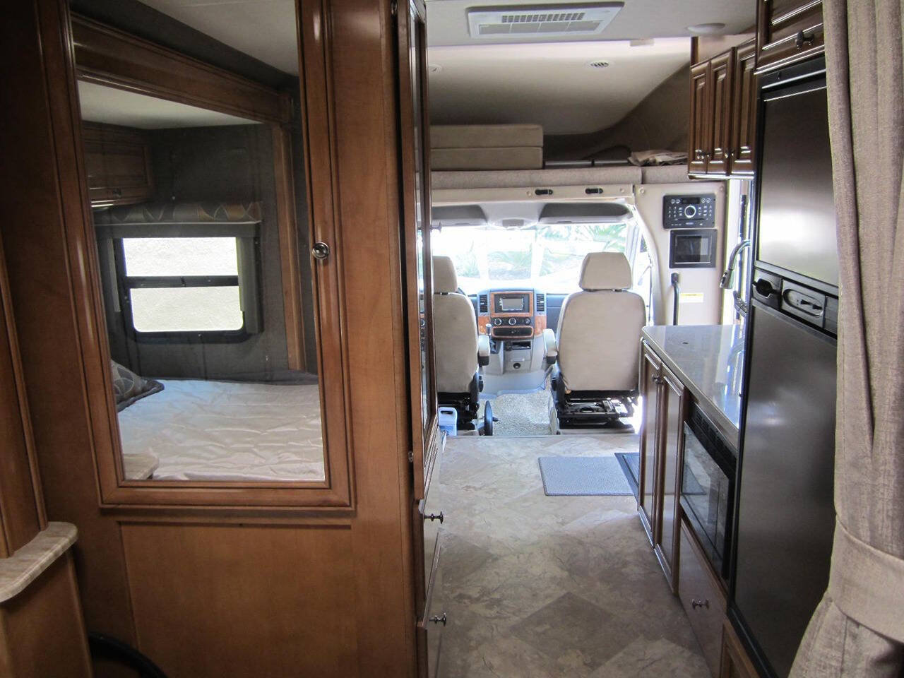 Used 2017 Mercedes-Benz Sprinter 3500 image 47