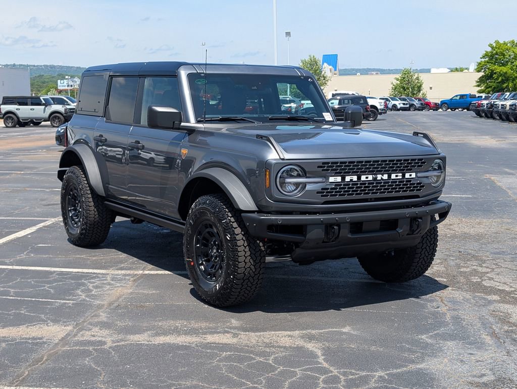 New 2026 Ford Bronco Badlands AWD/4WD image 2