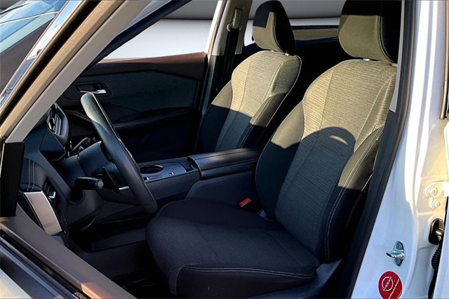 Certified 2023 Nissan Rogue SV image 21