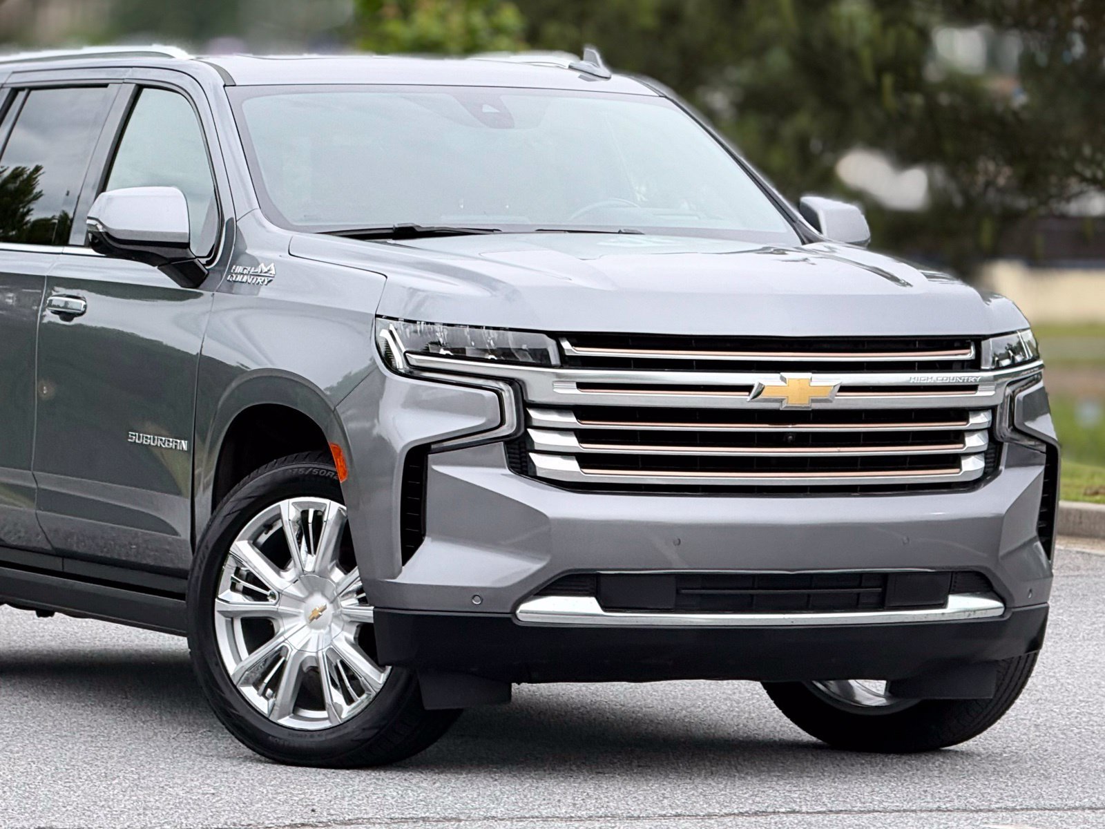 Used 2022 Chevrolet Suburban High Country AWD/4WD image 45