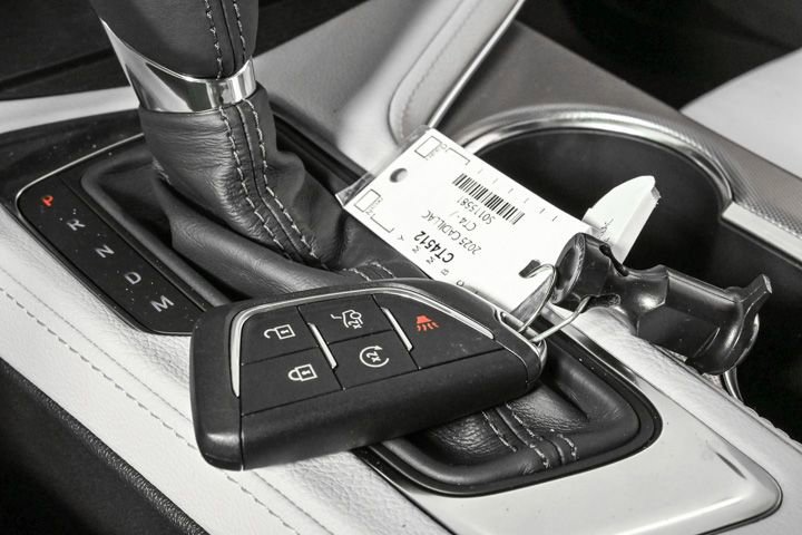 New 2025 Cadillac CT4 Premium Luxury image 17