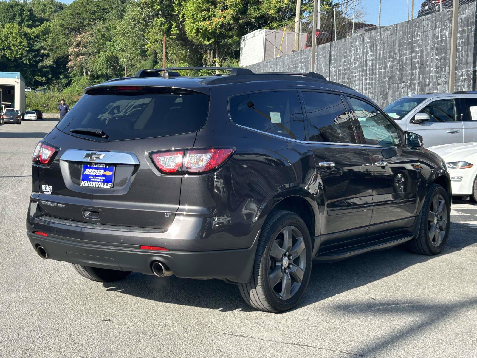 Used 2017 Chevrolet Traverse LT AWD/4WD image 7