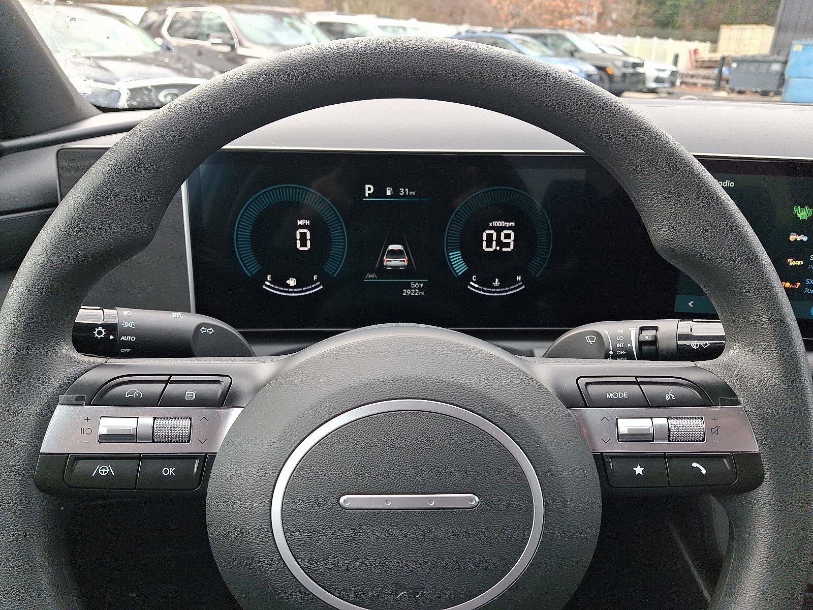 Used 2025 Hyundai Santa Cruz SE image 18