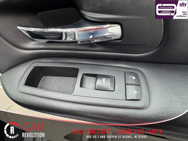 Used 2019 Dodge Grand Caravan SE w/ UConnect Hands-Free Group FWD image 42
