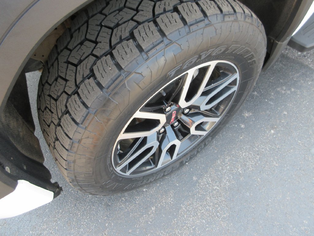 Certified 2019 GMC Sierra 1500 AT4 w/ AT4 Premium Package AWD/4WD image 14