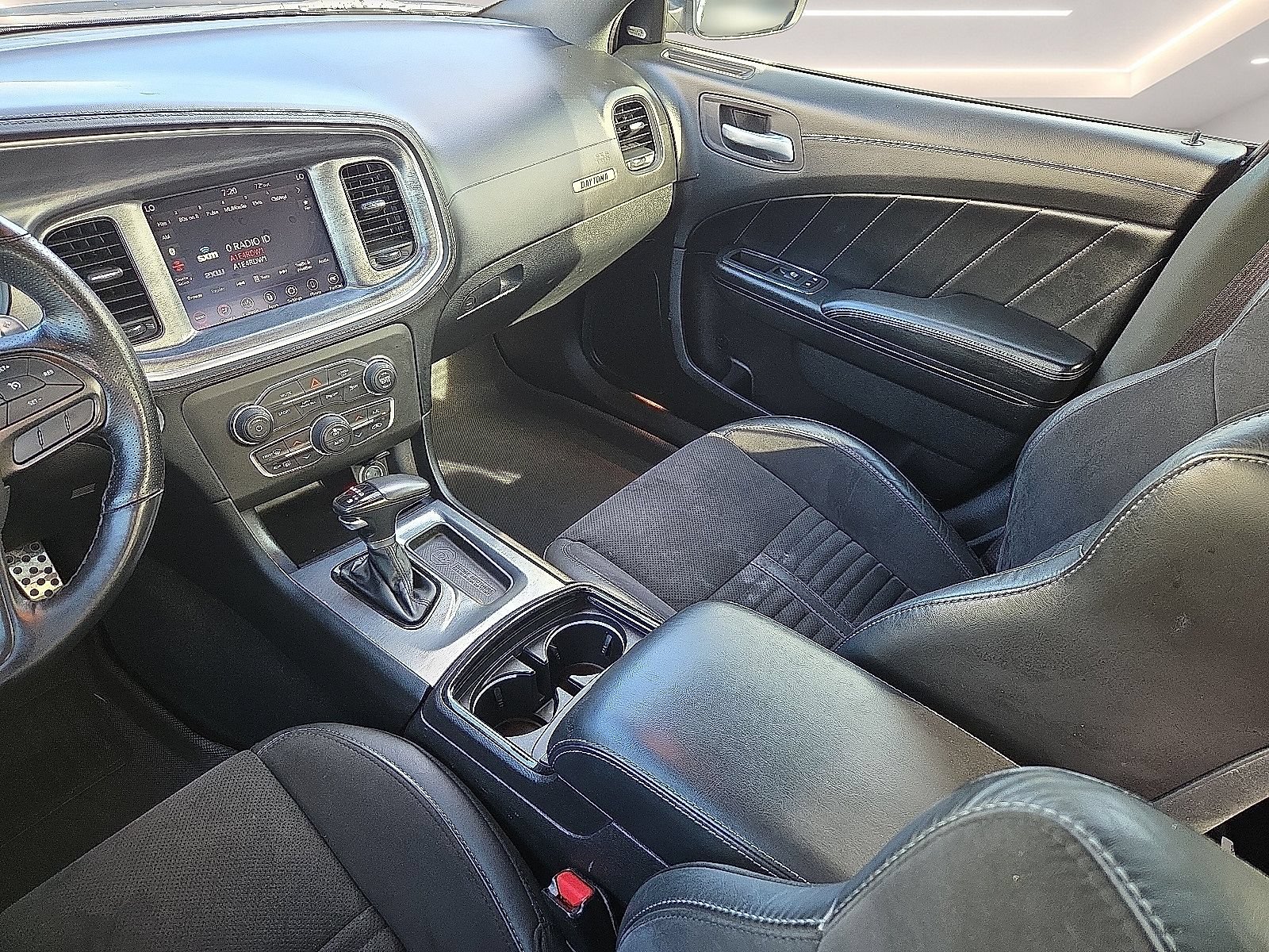 Used 2021 Dodge Charger R/T w/ Daytona Edition Group RWD image 19