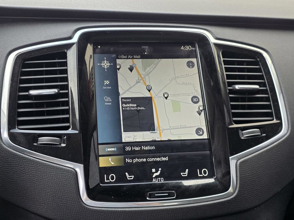 Used 2018 Volvo XC90 T6 Momentum w/ Convenience Package AWD/4WD image 16