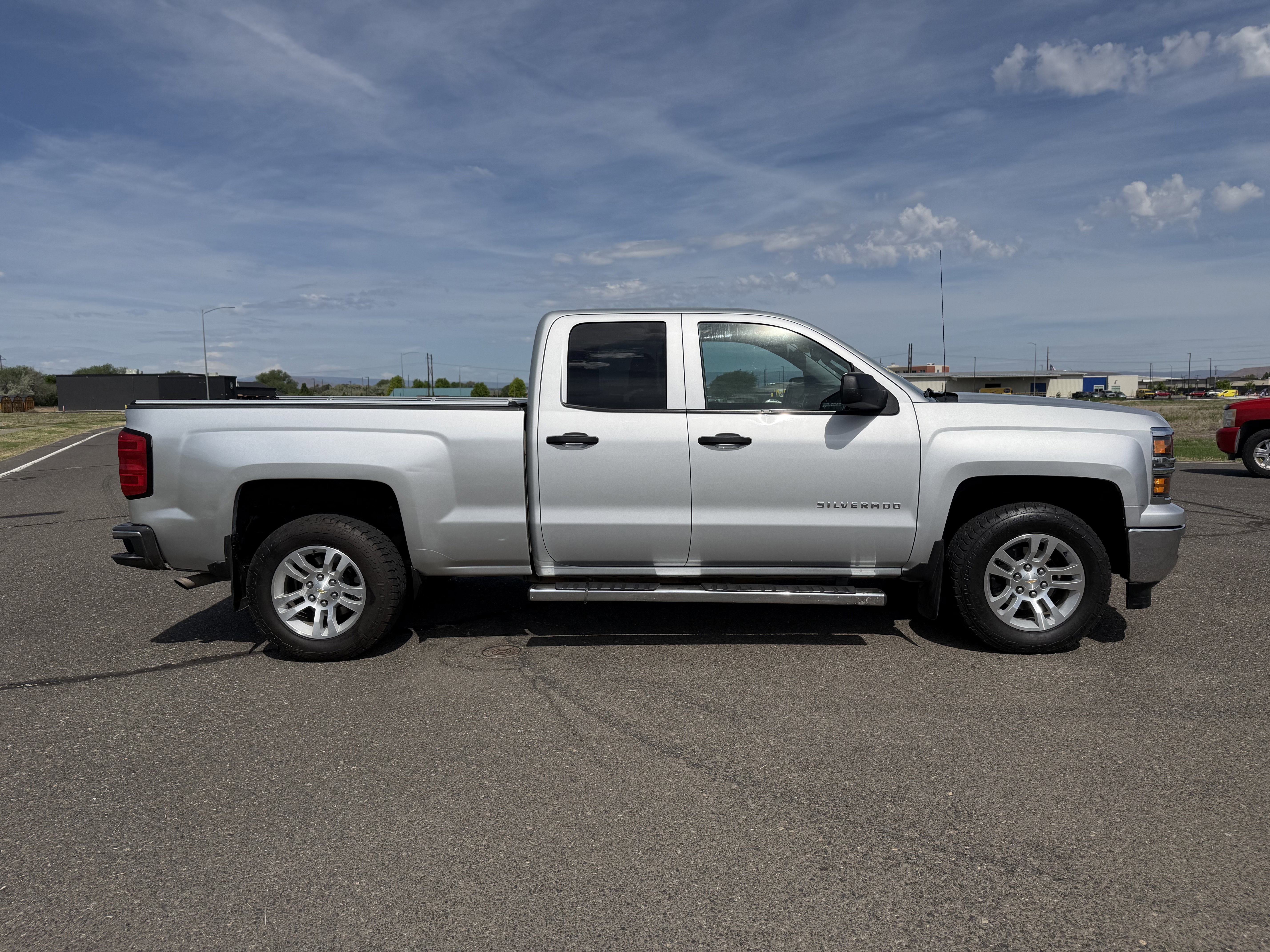 Used 2014 Chevrolet Silverado 1500 LT AWD/4WD image 7