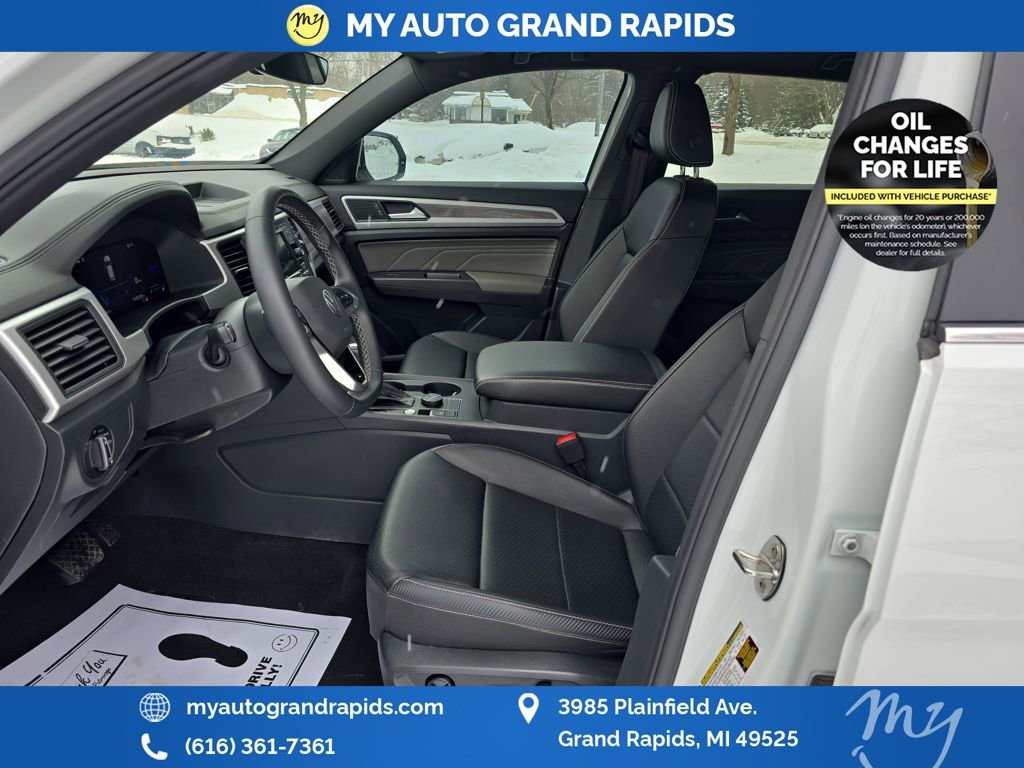 Used 2023 Volkswagen Atlas Cross Sport SE image 9