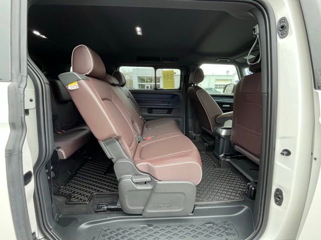 Certified 2025 Volkswagen ID. Buzz Pro S image 21