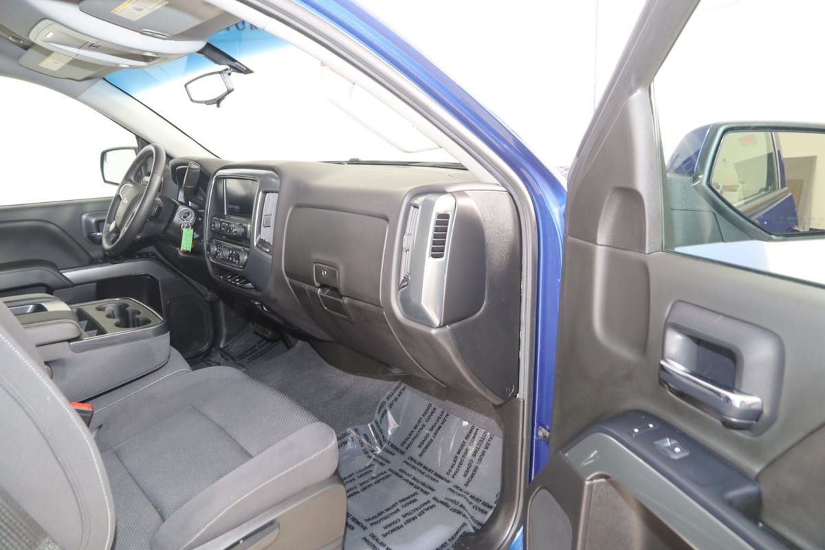 Used 2019 Chevrolet Silverado 1500 LT w/ All Star Edition AWD/4WD image 36