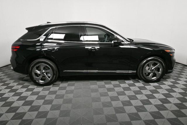 Used 2026 Genesis GV70 2.5T Advanced image 2