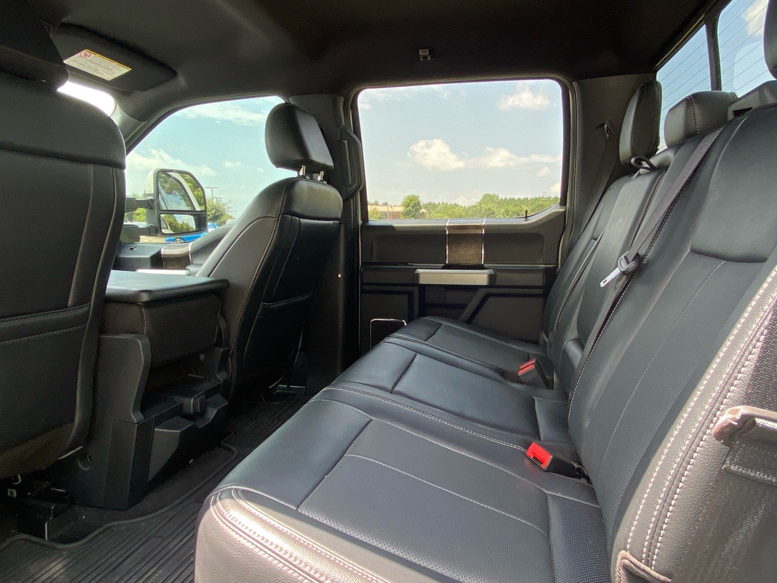 Used 2022 Ford F450 Lariat w/ Lariat Ultimate Package AWD/4WD image 24
