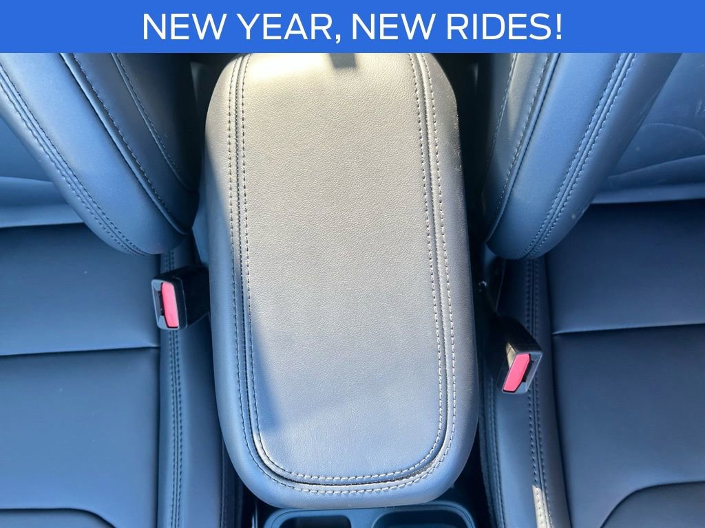 New 2026 Ford Maverick Lariat w/ Black Appearance Package image 26