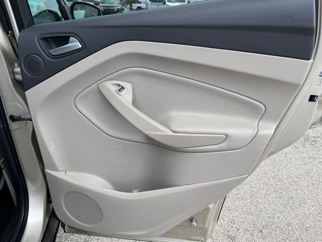 Used 2017 Ford Escape SE w/ SE Leather Comfort Package image 33