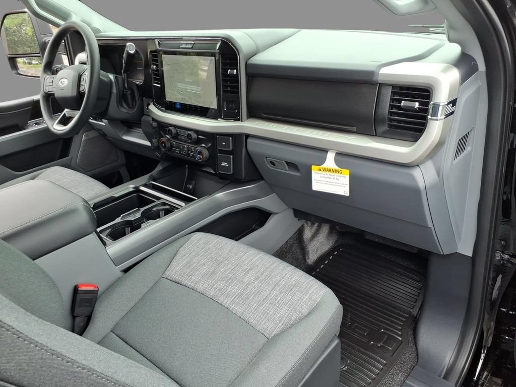 New 2026 Ford F350 XLT w/ XLT Premium Package AWD/4WD image 12