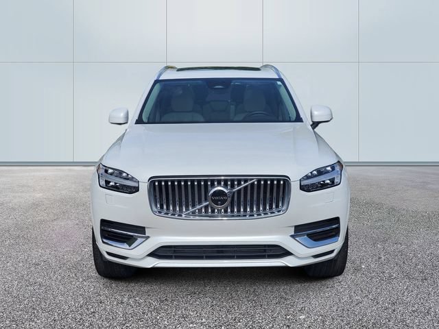 Certified 2025 Volvo XC90 T8 Plus w/ Protection Package Premier AWD/4WD image 2