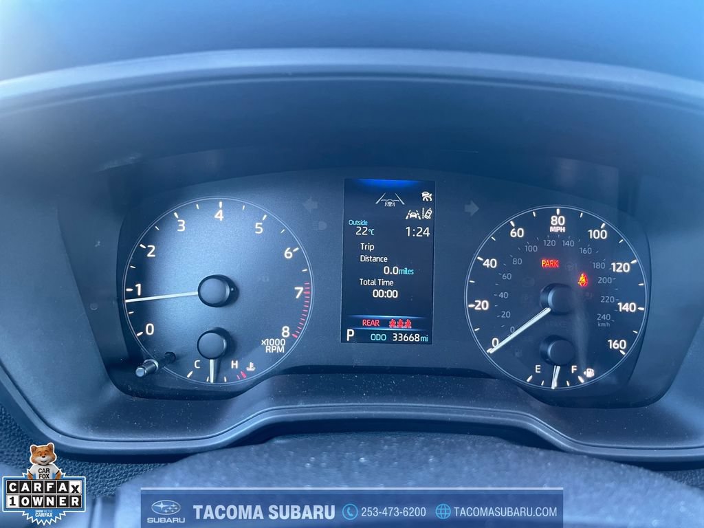 Used 2025 Toyota Corolla Cross LE AWD/4WD image 14