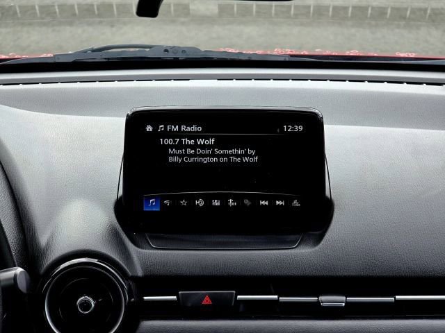 Used 2019 Toyota Yaris LE FWD image 17