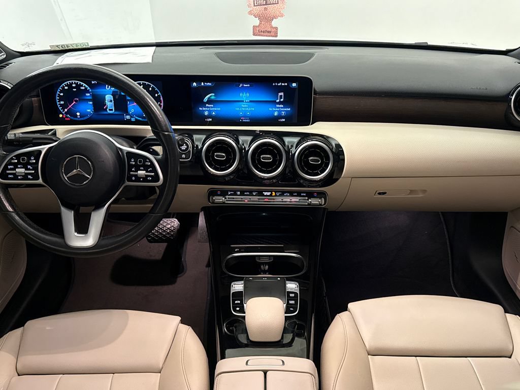 Used 2020 Mercedes-Benz A 220 image 12